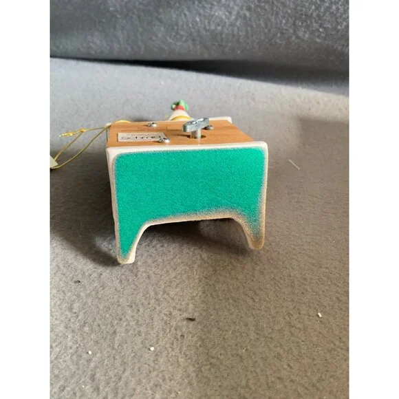 Vintage Schmid Yamada Music Box with Clown Bear & Piano - Picture 10 of 10